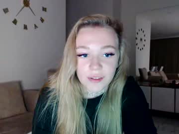 webcam girl evamangoo live cam image #3642357
