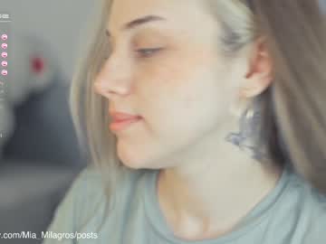 webcam girl mia_milagros live cam image #2628544