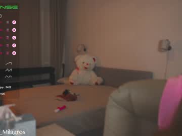 webcam girl mia_milagros live cam image #6361283