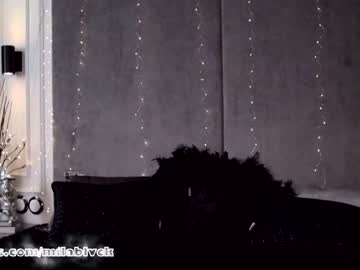 webcam girl miladenver live cam image #1931455