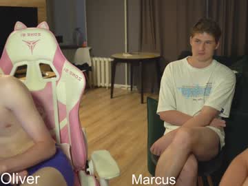 webcam man _sopranos_ live cam image #10076365
