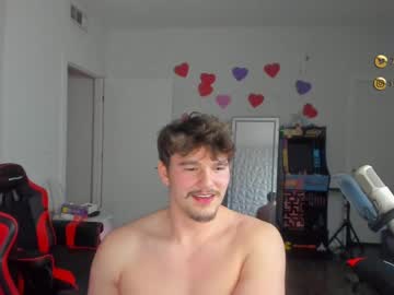 webcam man thejohnnystone live cam image #1737990