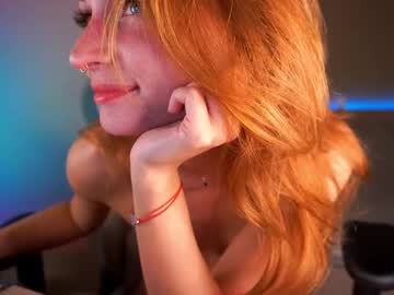 webcam girl lubafox live cam image #12496563