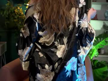 webcam girl yours_lola live cam image #1801223