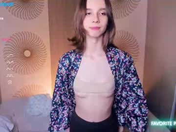 webcam girl happiness_call live cam image #5749555