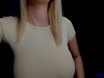 webcam girl lilianmonroe live cam image #1584570