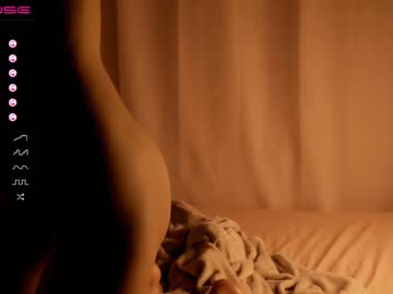 webcam girl unicorngirls live cam image #2631821