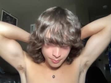 webcam man jungleliving333 live cam image #2207446