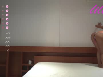 webcam girl _lillilly_ live cam image #2830732