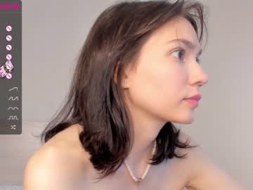 webcam girl bzzzme live cam image #6203765