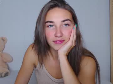 webcam girl kittycat__lovee live cam image #3653109