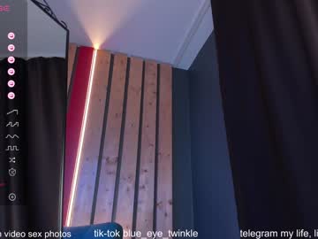 webcam girl blue_eye_twinkle live cam image #9400510