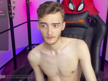 webcam man spider____man live cam image #10151148