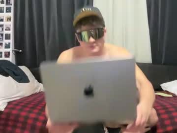 webcam man evanbrown333 live cam image #8844629