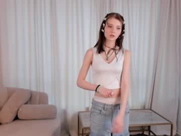webcam girl edithgalpin live cam image #9167402