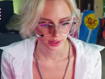 webcam girl audreycarvin live cam image #10815239