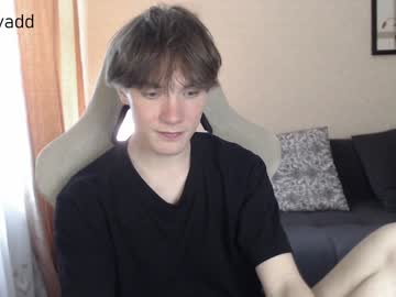 webcam man callmenineoneseven live cam image #3033826