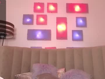webcam girl callme_star live cam image #7170650