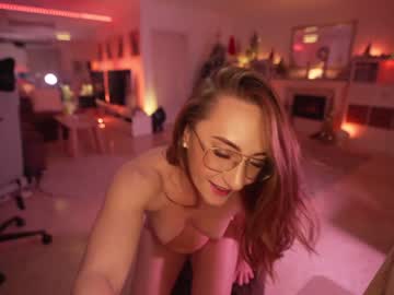 webcam girl hannahjames710 live cam image #971063