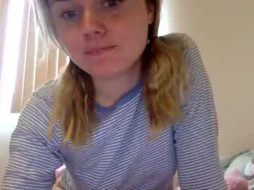 webcam girl cassidyyqueen live cam image #5884834