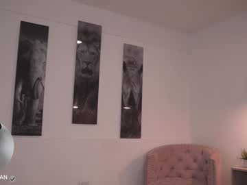 webcam girl laura_roldan live cam image #9728805