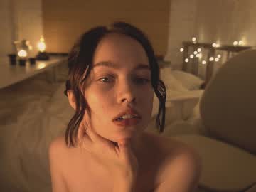 webcam girl bibi_it_is live cam image #759529