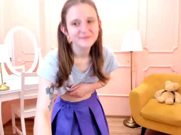 webcam girl blushing_ellie live cam image #2459498