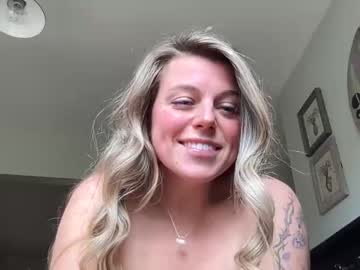webcam girl bumble_bees45 live cam image #5576660