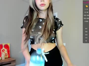 webcam girl deniseone live cam image #3139489