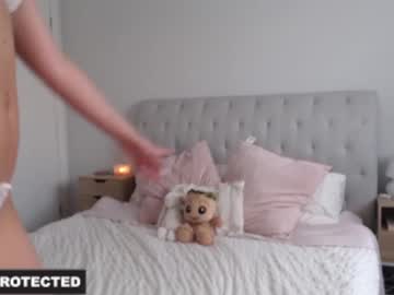 webcam girl parisbabyxox live cam image #10426582