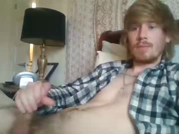 webcam man blondesurfer1994200 live cam image #862495