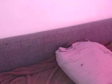 webcam couple useless_girl live cam image #3129000