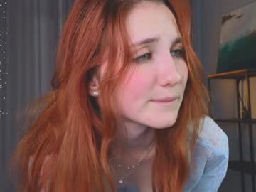 webcam girl lynnalltop live cam image #10154975