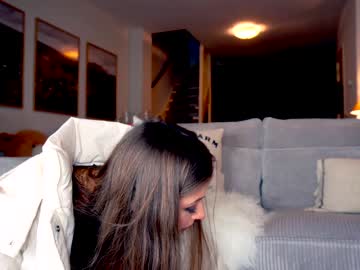webcam girl x_lily_x live cam image #7843372