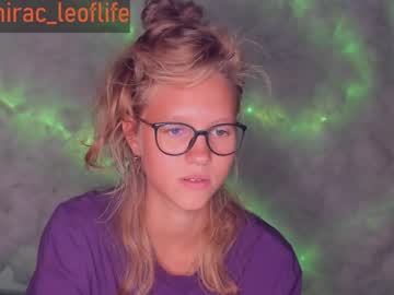 webcam girl carolayers live cam image #3328375