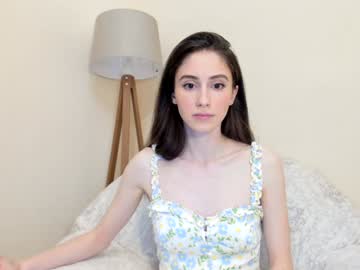 webcam girl snowww_white live cam image #9616684