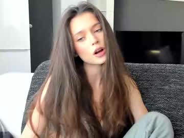 webcam girl isia_slay live cam image #3941351