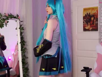 webcam girl holliwould_ live cam image #5129654