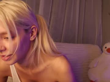 webcam girl lesi_moonie live cam image #12289923