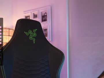 webcam girl lau__1 live cam image #9688238