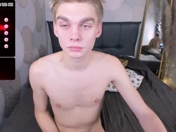 webcam man mightyfriends live cam image #4278275