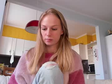 webcam girl magic_couple13 live cam image #9046895