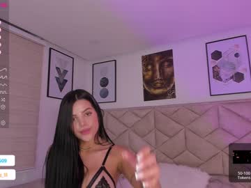webcam girl salomee_11 live cam image #5372696