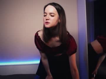 webcam girl miss_sweetdream live cam image #4198677