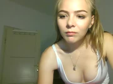webcam girl inocent_student17 live cam image #6677219