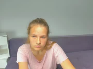 webcam girl dina__di live cam image #3484115