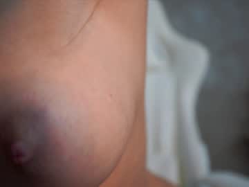 webcam girl xoxo_emma live cam image #2478801