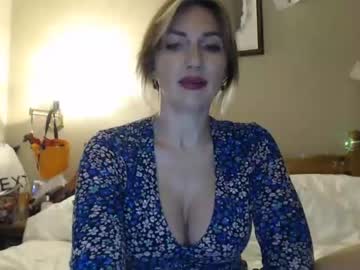 webcam girl mallinia live cam image #8004563