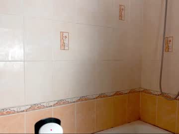 webcam girl tiny_miracle live cam image #8645847