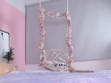 webcam girl little_effy18 live cam image #1047587